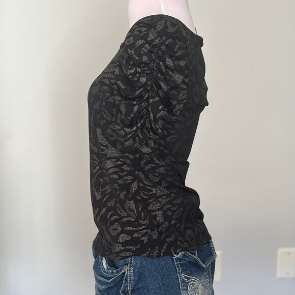 Worthington | Slinky Animal Print Top | Size M | Sparkly Ruffle Sleeve Blouse - Picture 4 of 10